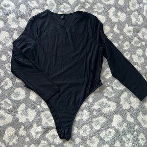 SHEIN Round Neck Bodysuit